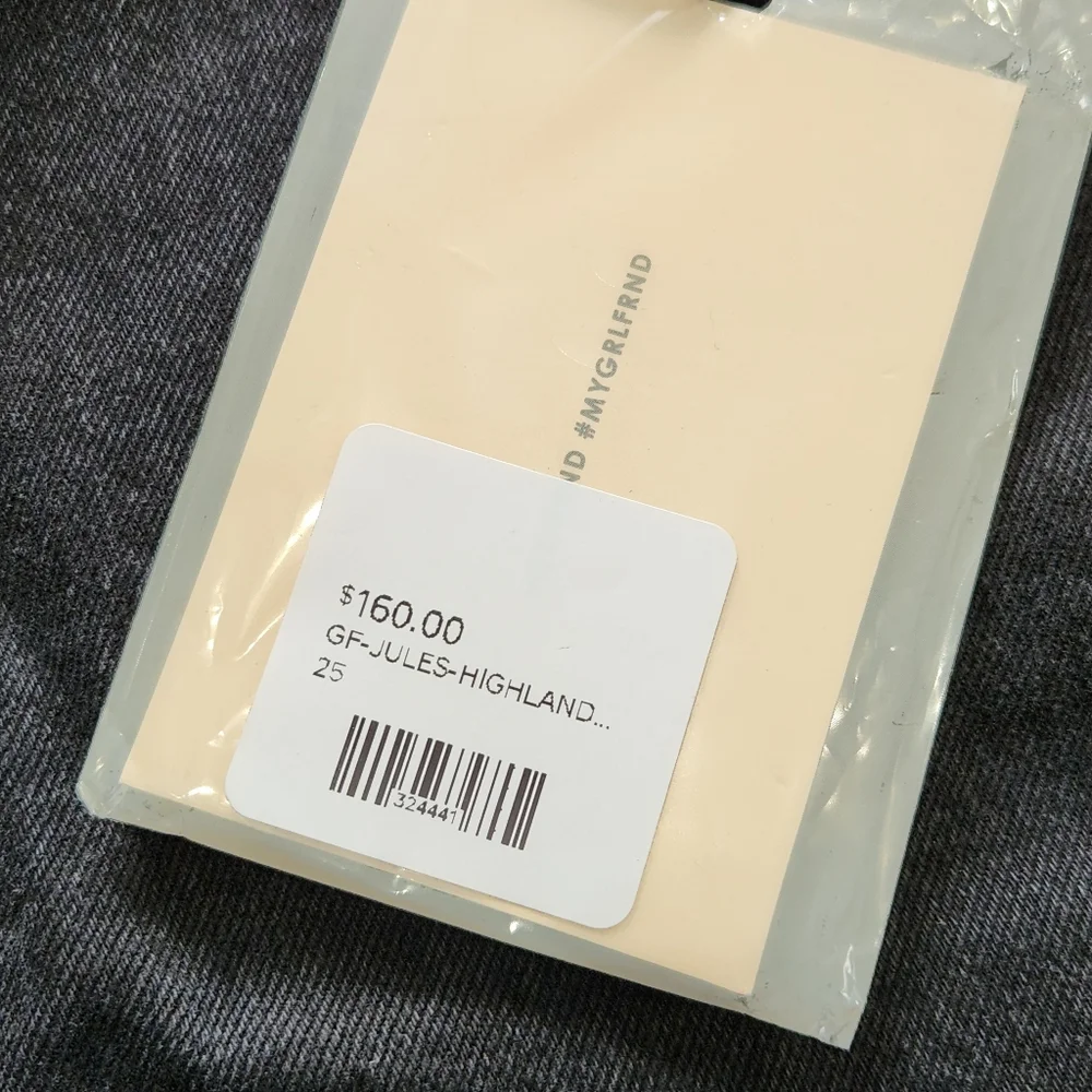 NWT GRLFRND The Jules Vintage Cut Off Denim Shorts in Highland - 25 - Picture 5 of 9